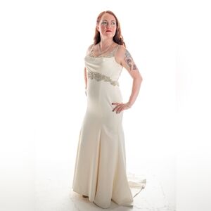 Galina Signature Ivory Wedding Dress size 4